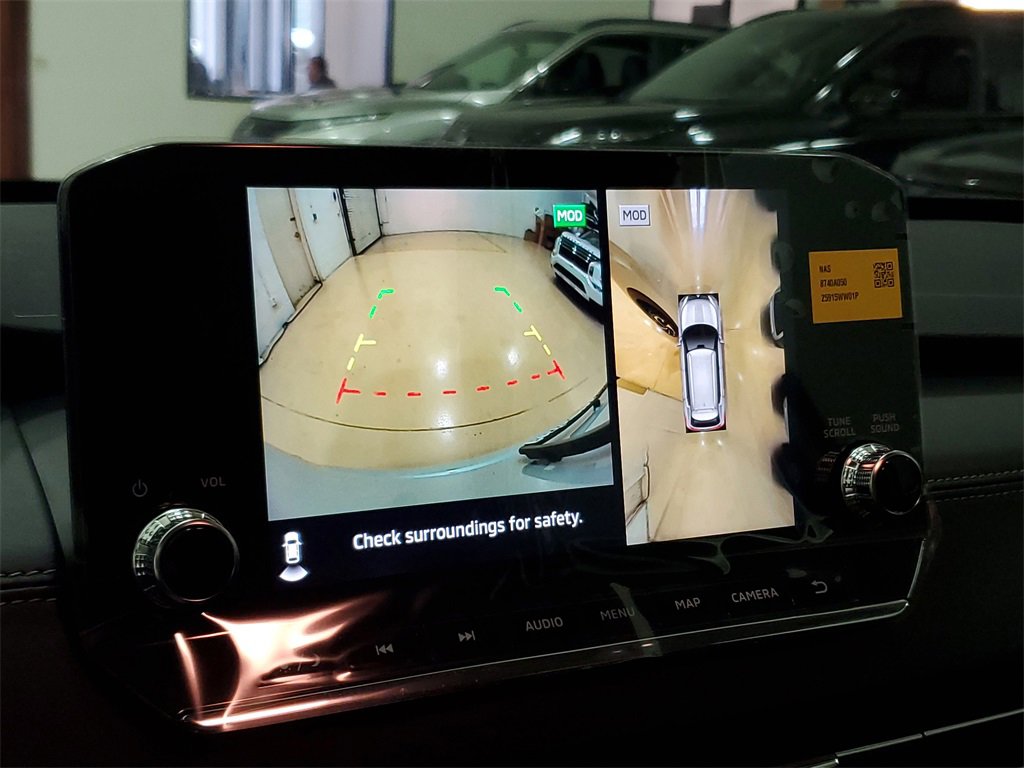 New 2025 Mitsubishi Outlander SE image 28