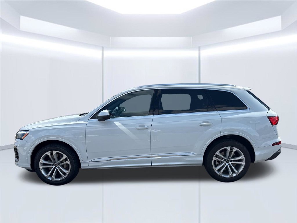 Used 2025 Audi Q7 3.0T Premium Plus AWD/4WD image 9