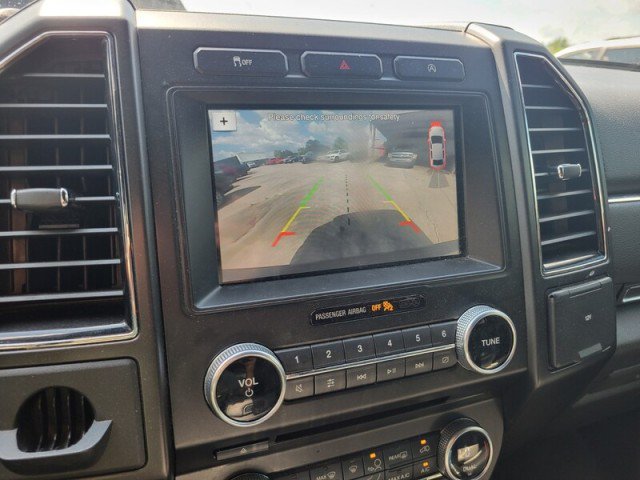 Used 2018 Ford Expedition Limited RWD image 20