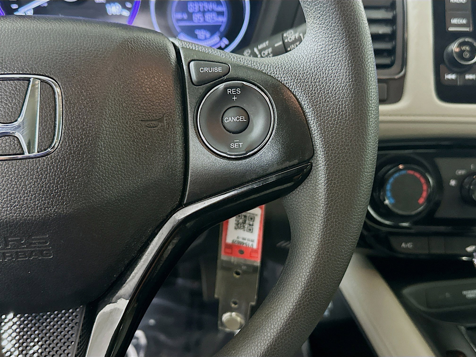 Used 2019 Honda HR-V LX image 17