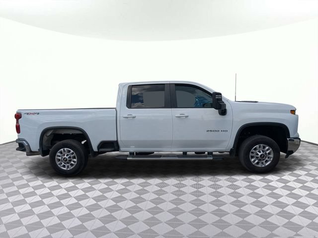 Used 2025 Chevrolet Silverado 2500 LT w/ Convenience Package AWD/4WD image 3