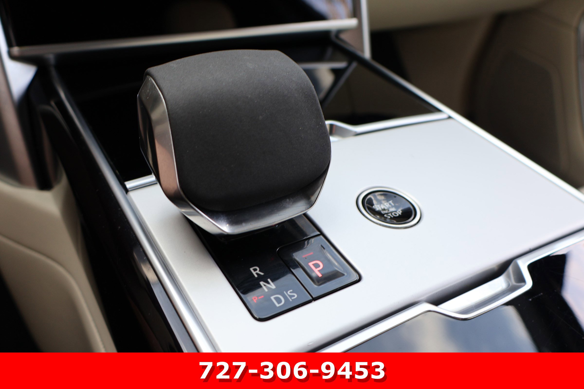 Used 2024 Land Rover Range Rover SE AWD/4WD image 27