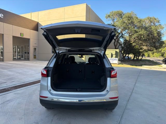 Used 2018 Chevrolet Equinox LT FWD image 4