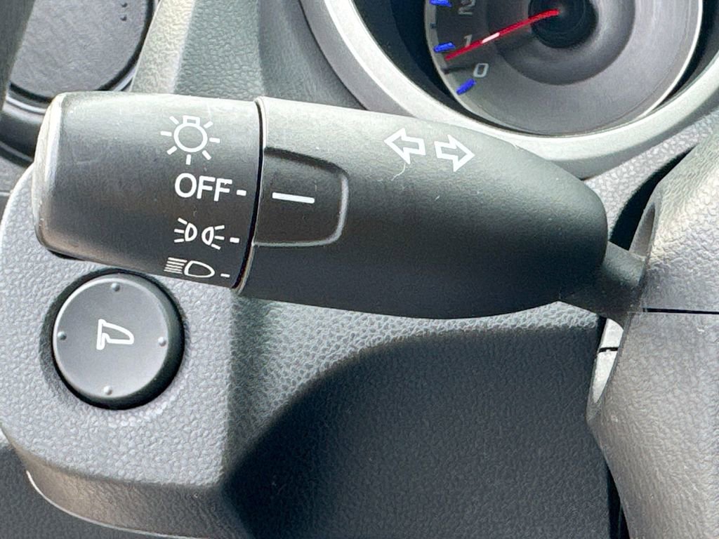 Used 2013 Honda Fit image 12