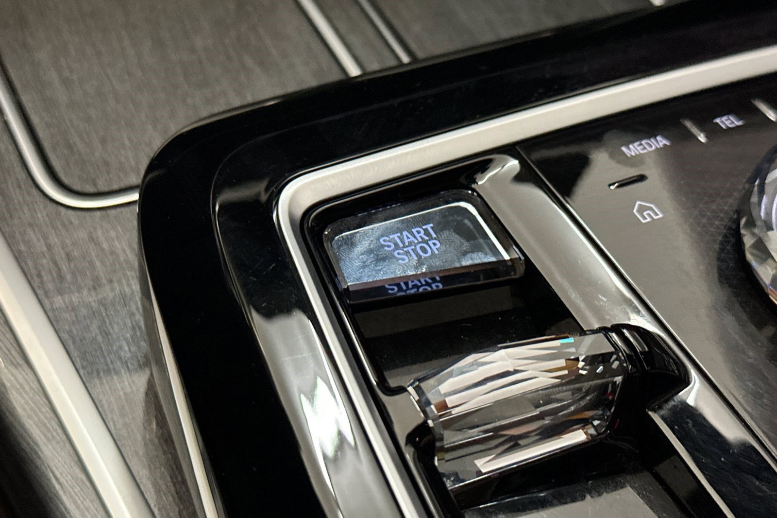 Certified 2023 BMW i7 xDrive60 AWD/4WD image 32