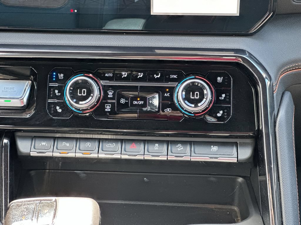 Used 2022 GMC Sierra 1500 AT4 w/ AT4 Premium Package AWD/4WD image 14