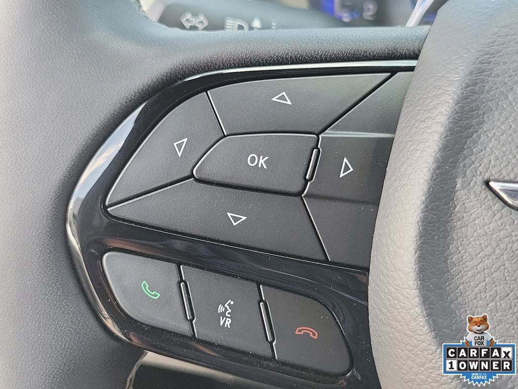 Used 2024 Chrysler Pacifica Touring FWD image 22
