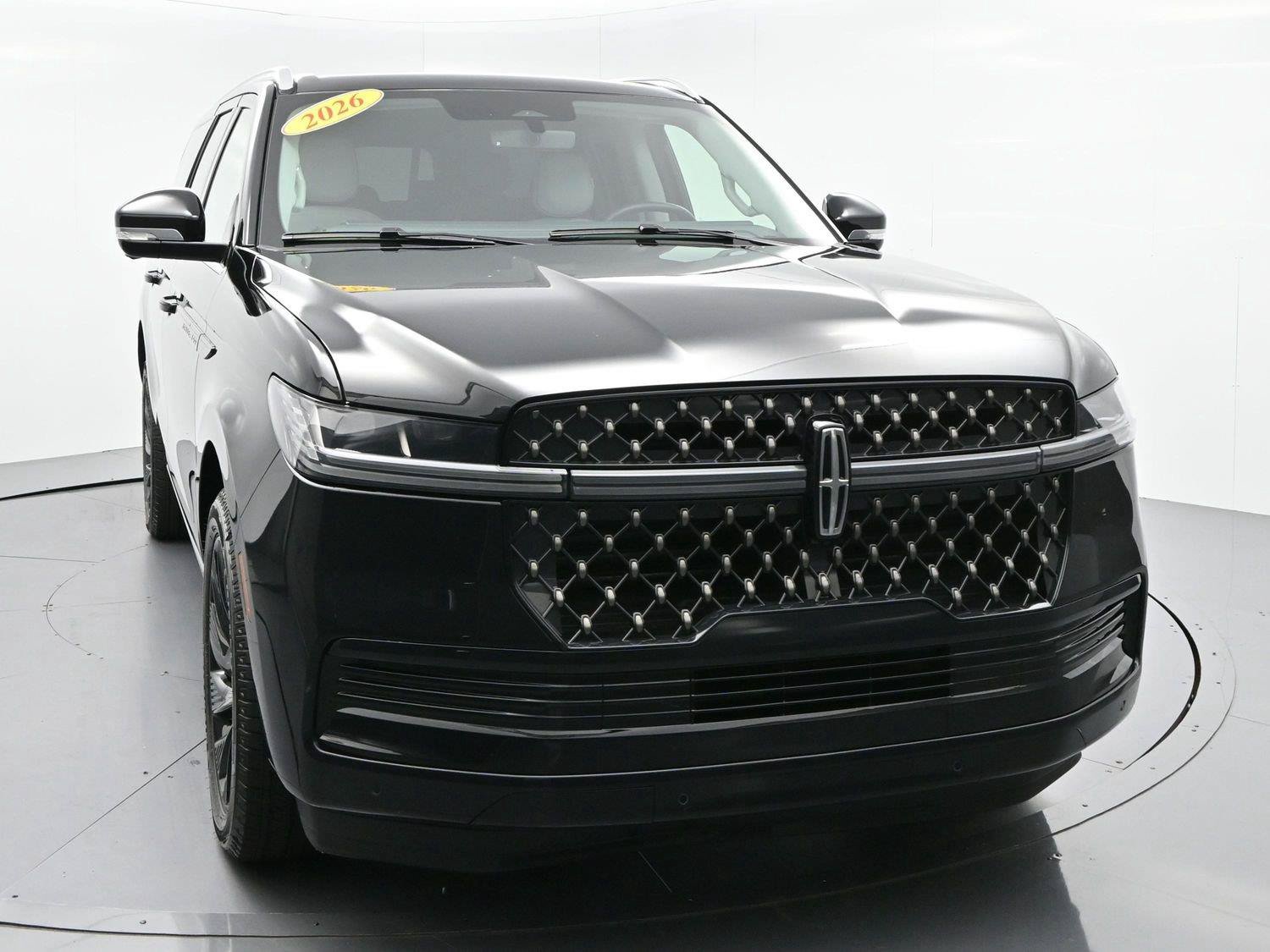 Used 2026 Lincoln Navigator L Black Label AWD/4WD image 2
