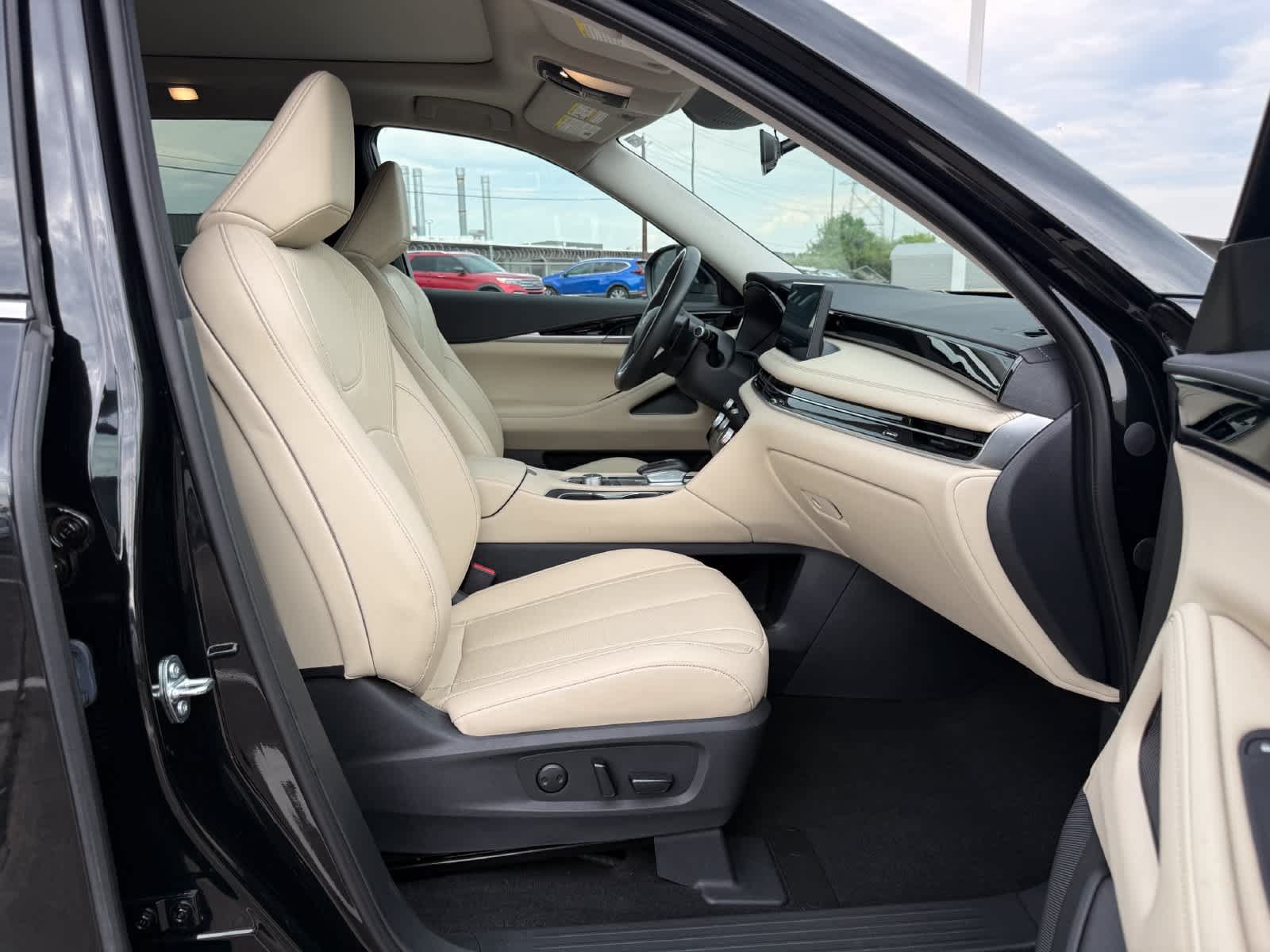 Certified 2024 INFINITI QX60 Pure FWD image 22