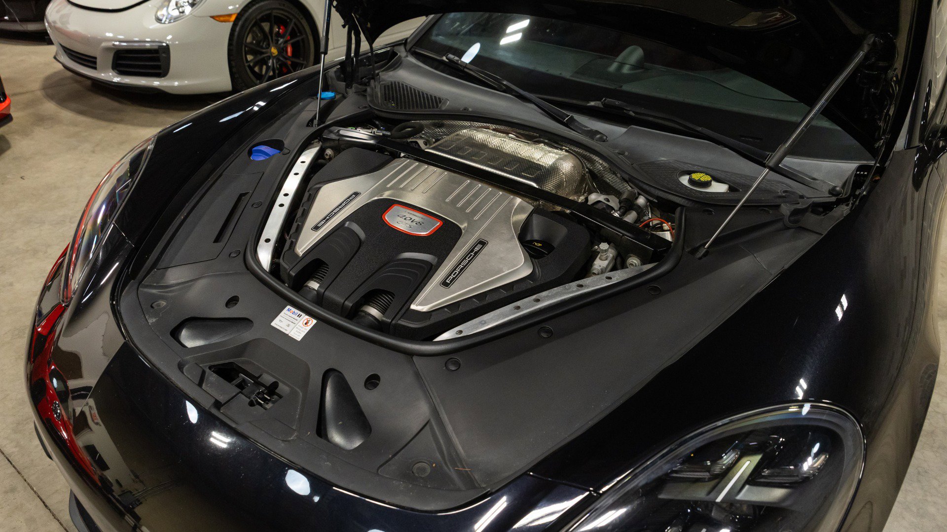 Used 2020 Porsche Panamera GTS image 82