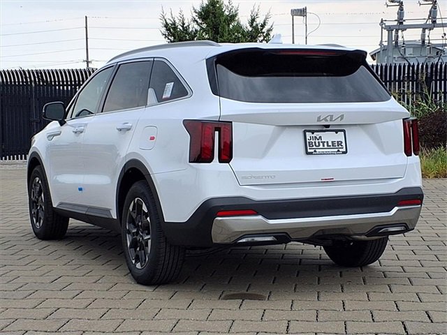 New 2026 Kia Sorento S image 4