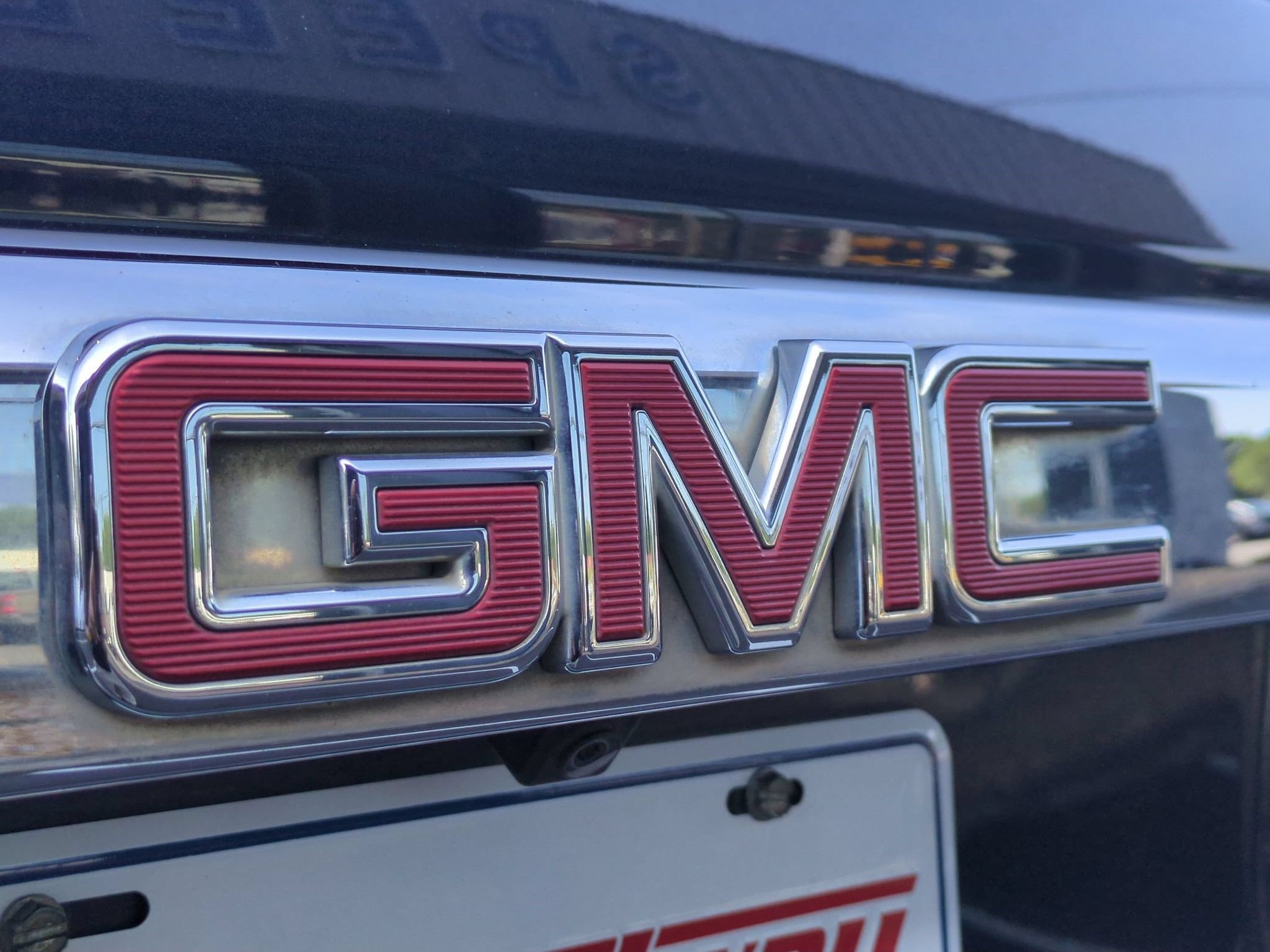 Used 2017 GMC Yukon Denali w/ Open Road Package AWD/4WD image 6