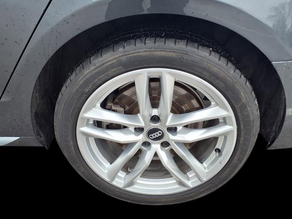 Used 2020 Audi A4 2.0T Premium w/ Convenience Package image 6