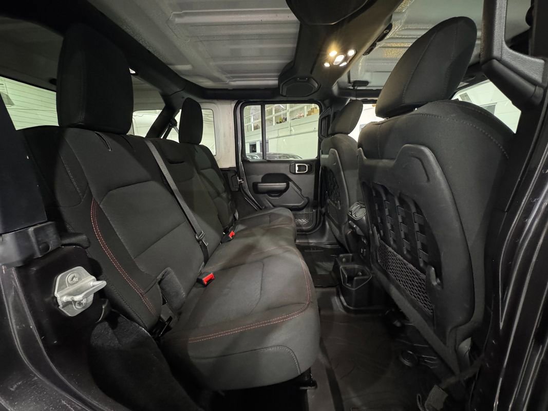 Used 2021 Jeep Wrangler Unlimited Rubicon image 38