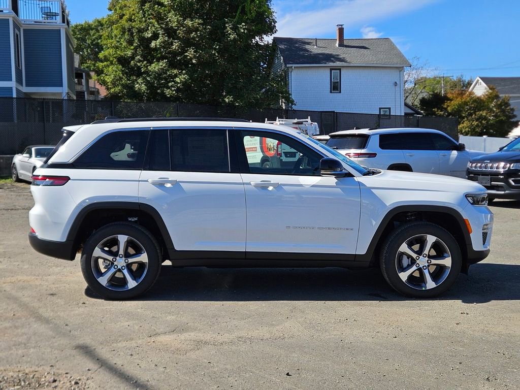 New 2025 Jeep Grand Cherokee Limited image 6