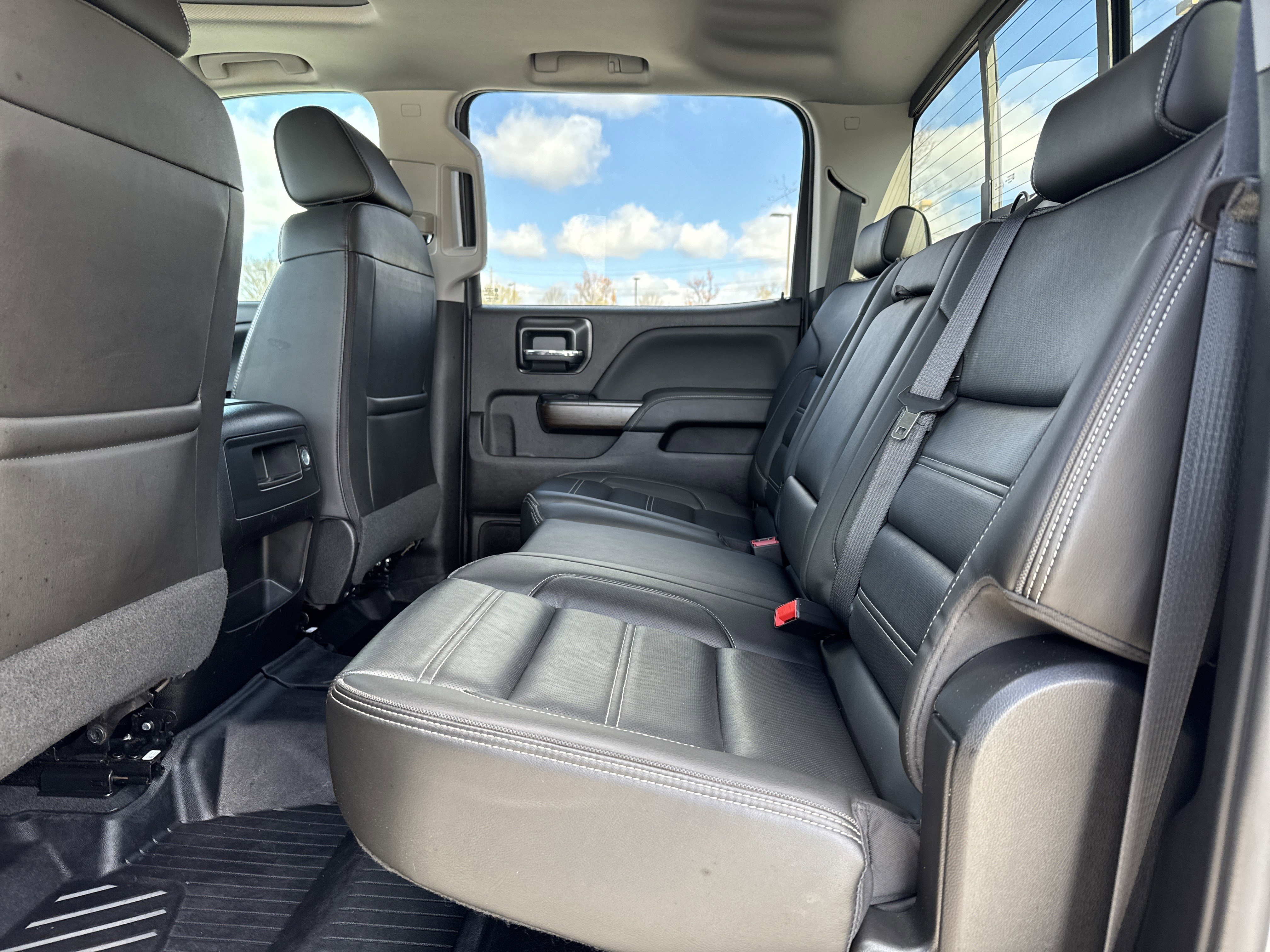 Used 2019 GMC Sierra 2500 Denali w/ Duramax Plus Package image 27