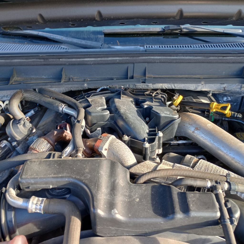 Used 2011 Ford F350 Lariat w/ Lariat Interior Pkg image 25