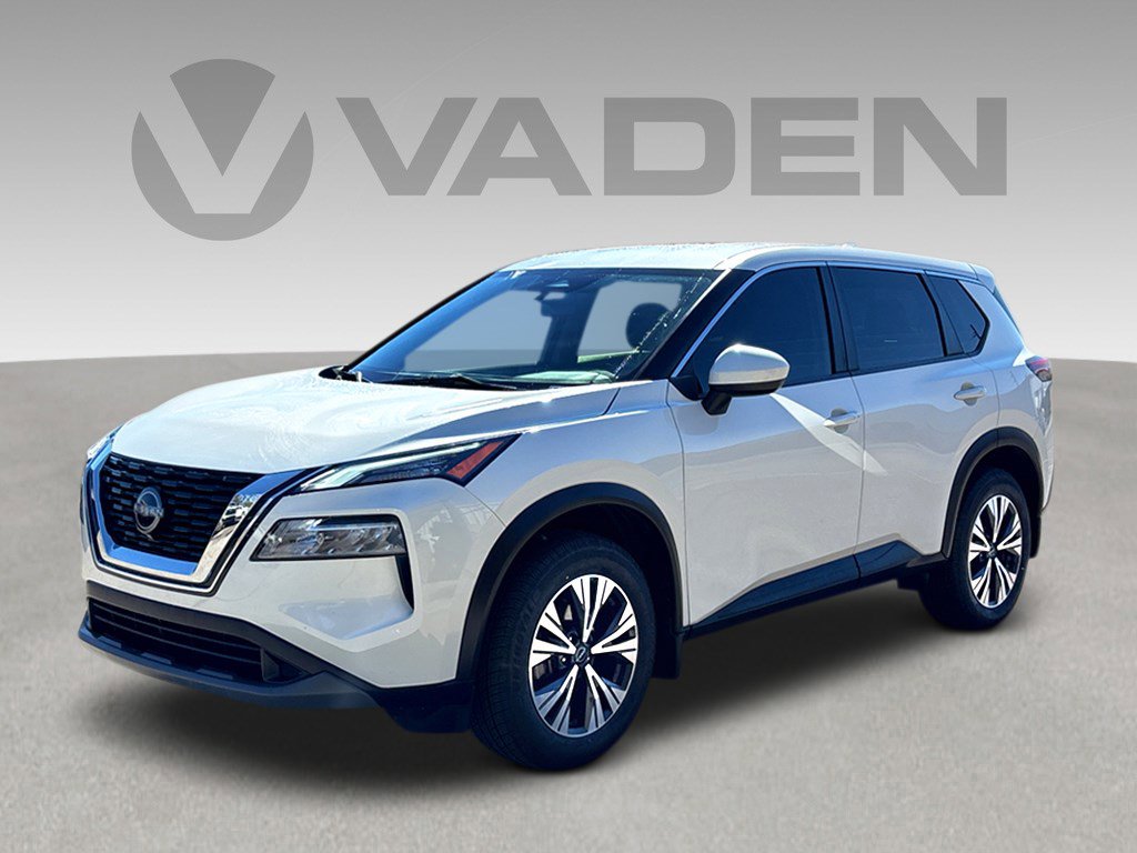 Used 2023 Nissan Rogue SV image 3