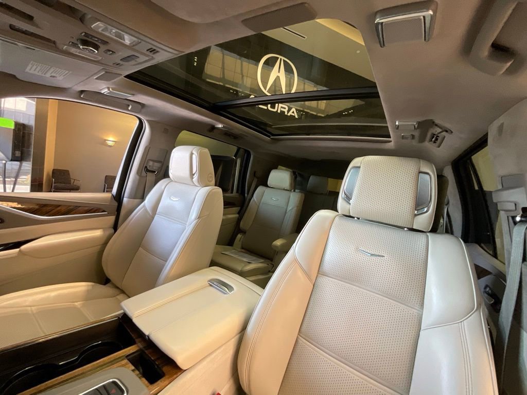 Used 2021 Cadillac Escalade Sport Platinum image 11