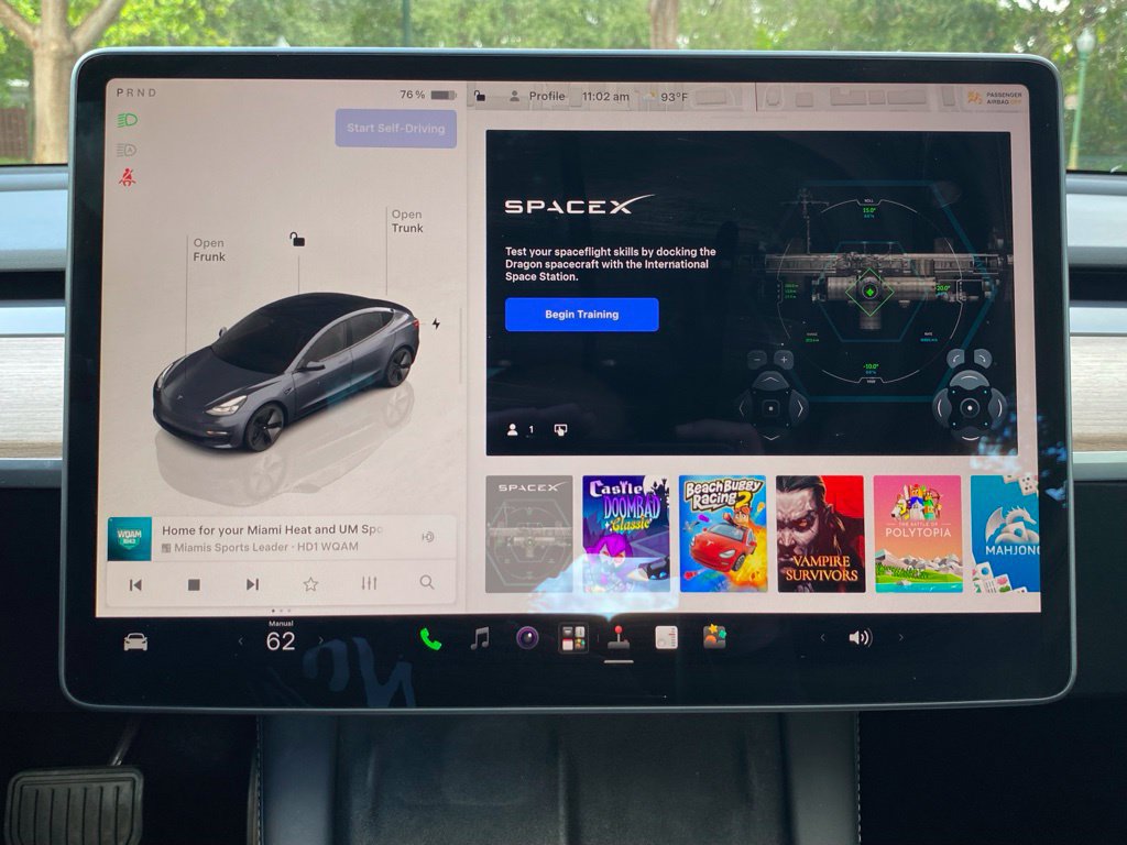 Used 2023 Tesla Model 3 Standard Range RWD image 28