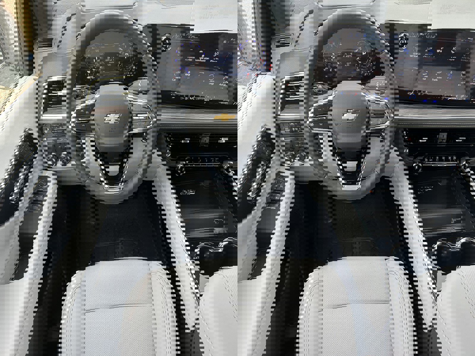 New 2025 Chevrolet Suburban Premier image 17