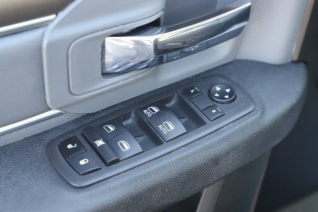 Used 2024 RAM 1500 Classic SLT image 16