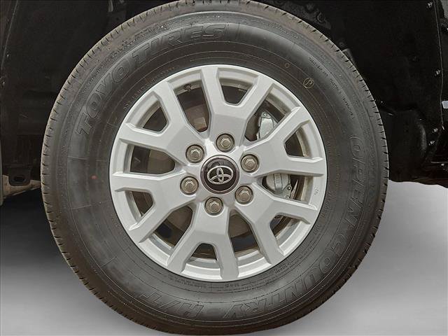 Certified 2026 Toyota Tacoma SR w/ SR Upgrade Package AWD/4WD image 29