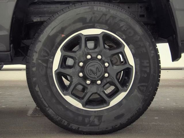 Used 2025 RAM 2500 Laramie AWD/4WD image 20
