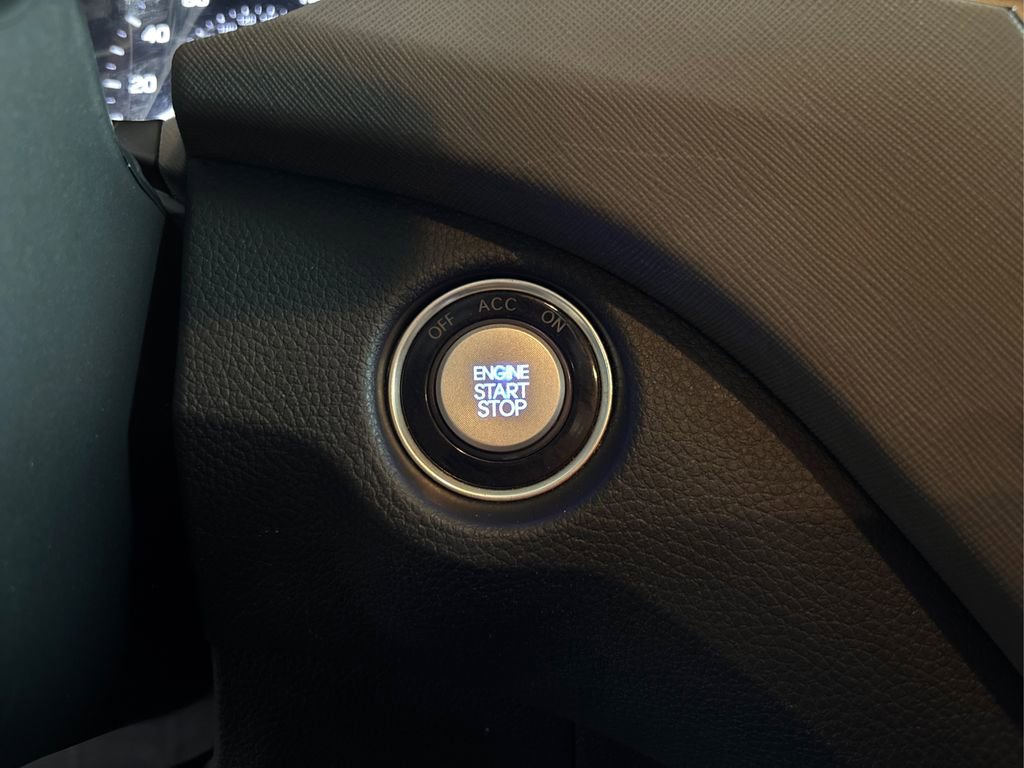 Used 2017 Hyundai Santa Fe Sport image 29