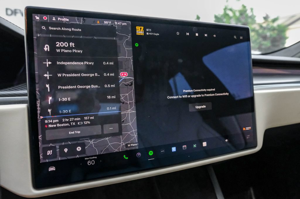 Used 2022 Tesla Model S Plaid AWD/4WD image 27