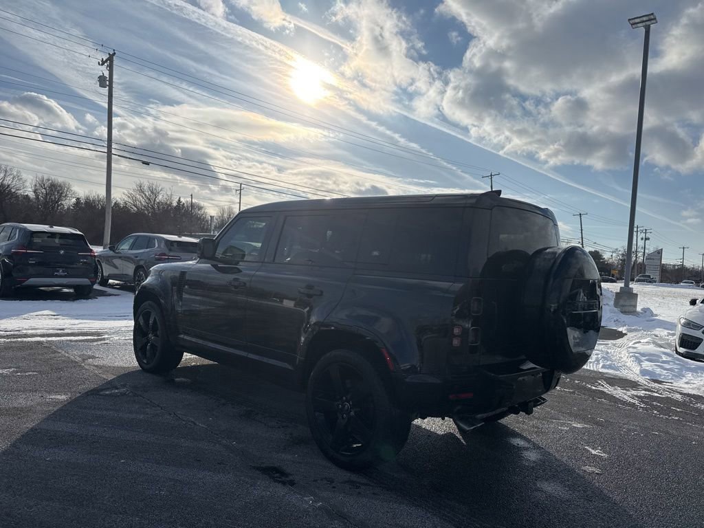 Used 2023 Land Rover Defender 110 V8 image 5