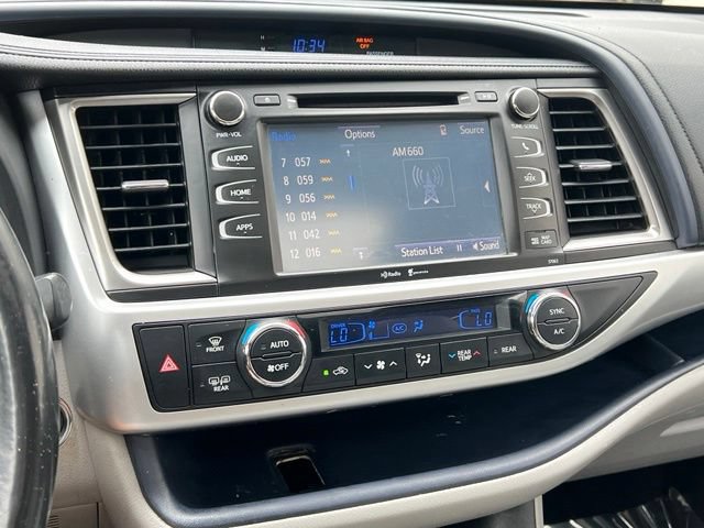 Used 2015 Toyota Highlander XLE AWD/4WD image 22