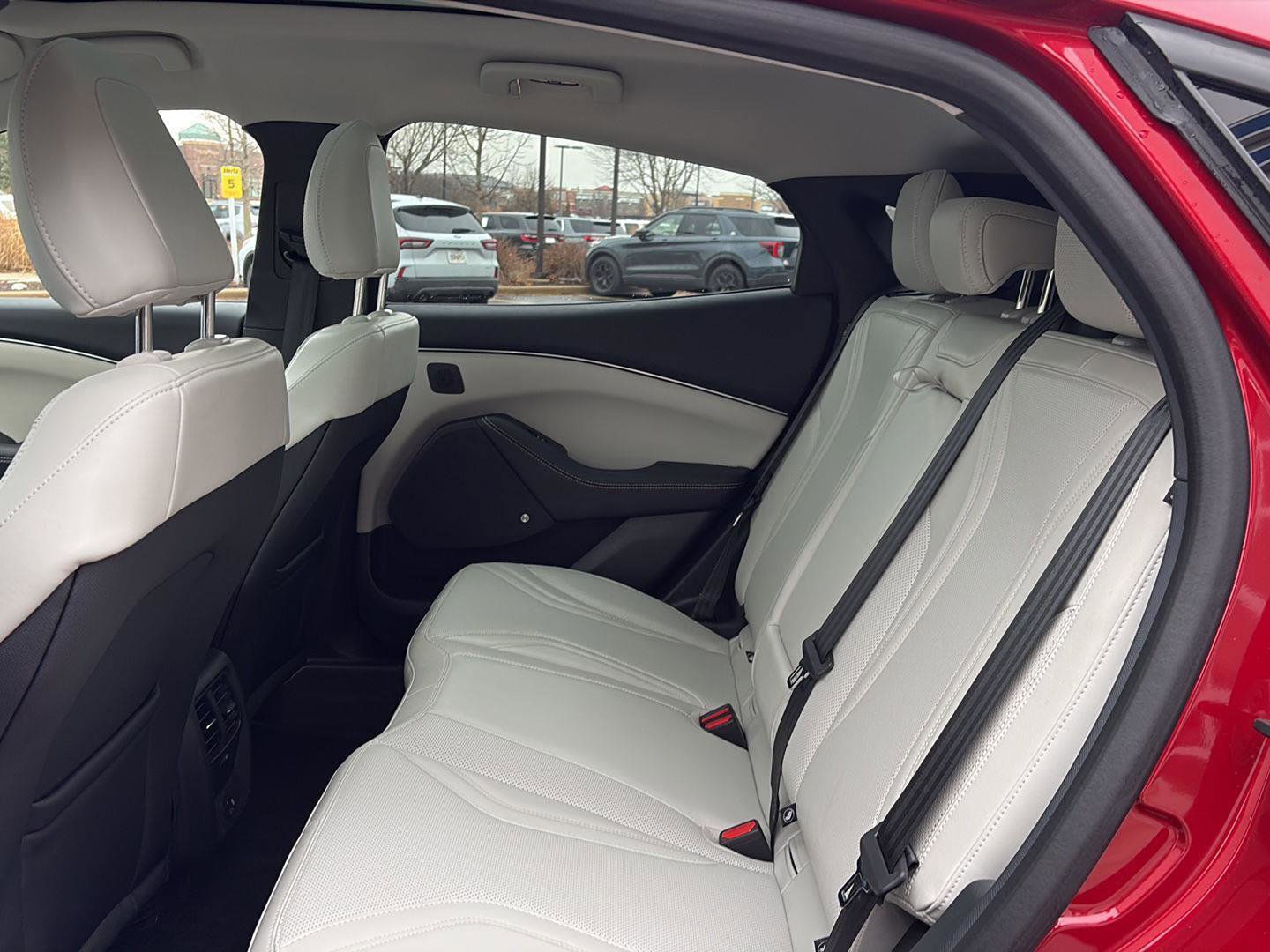 Used 2021 Ford Mustang Mach-E Premium image 18