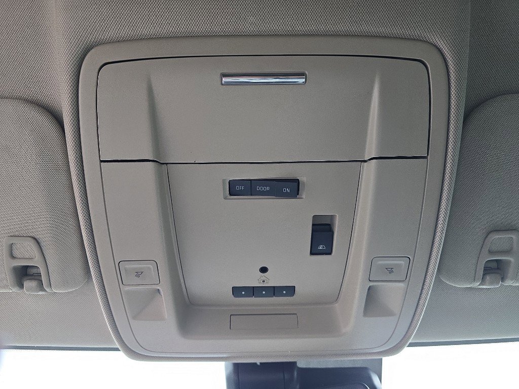 Used 2016 GMC Sierra 3500 Denali w/ Duramax Plus Package image 17