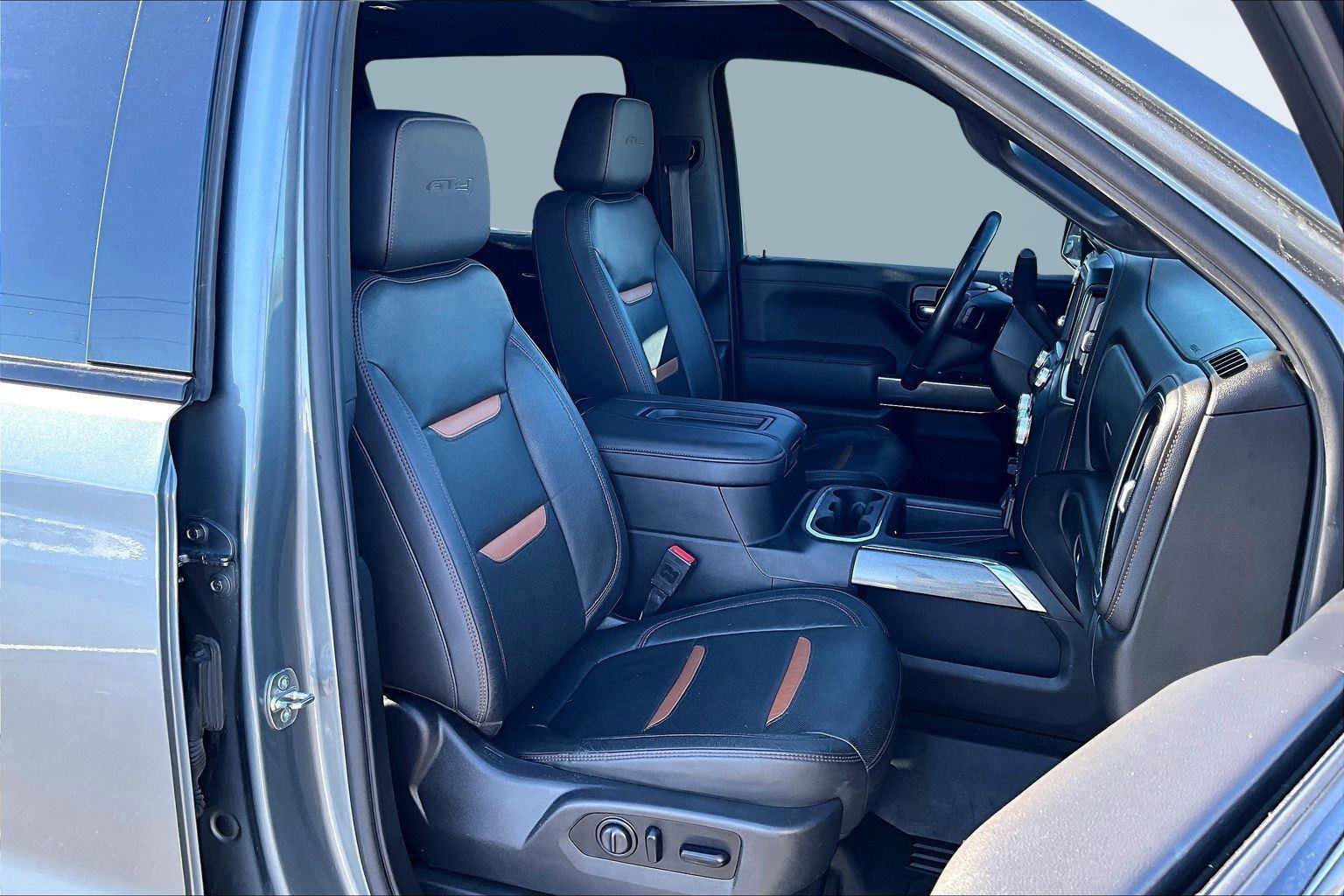 Used 2020 GMC Sierra 1500 AT4 w/ AT4 Premium Package image 9