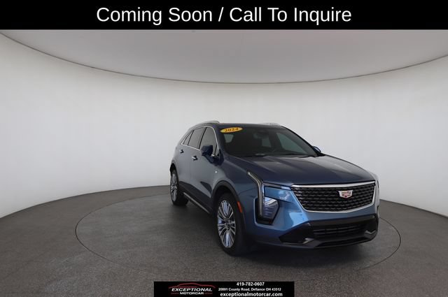 Used 2024 Cadillac XT4 Premium Luxury w/ Technology Package AWD/4WD image 29