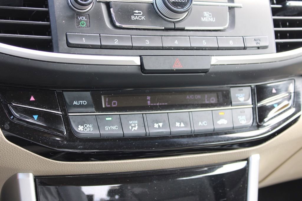Used 2016 Honda Accord LX image 34