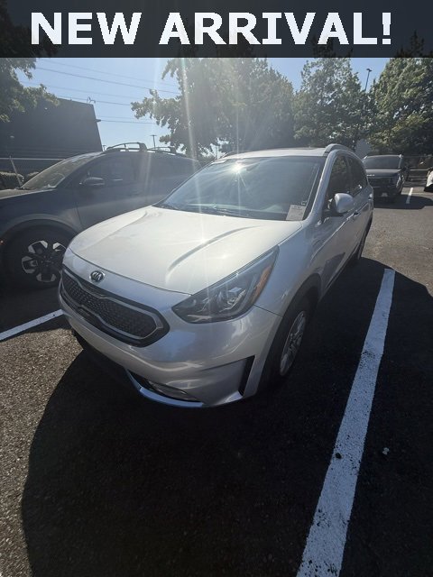 Used 2019 Kia Niro EX Premium w/ Sunroof Package