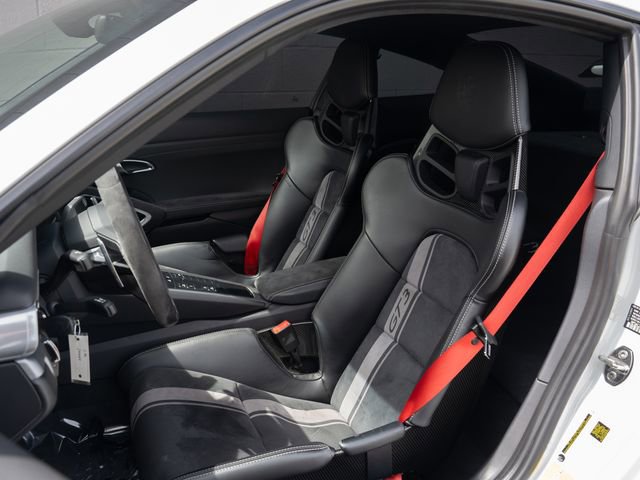 Certified 2018 Porsche 911 GT3 w/ Sport Chrono Package RWD image 5