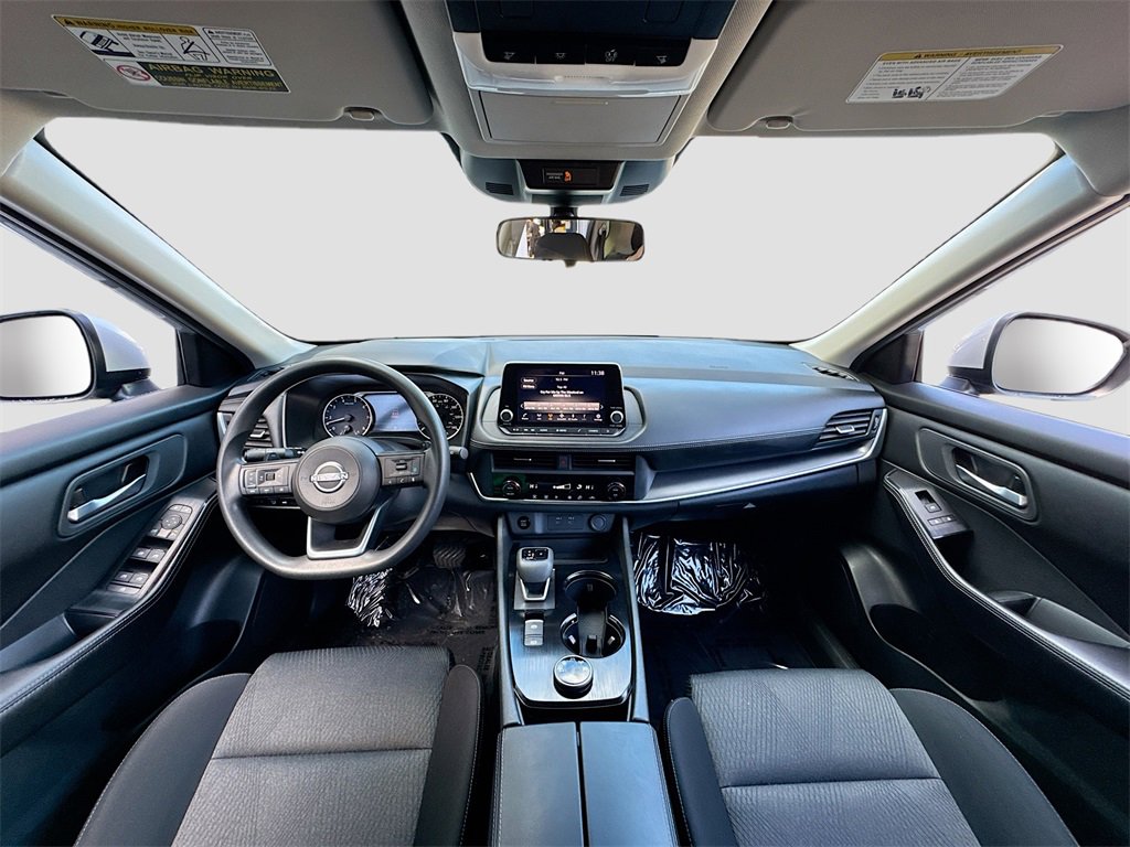 Used 2024 Nissan Rogue SV image 15