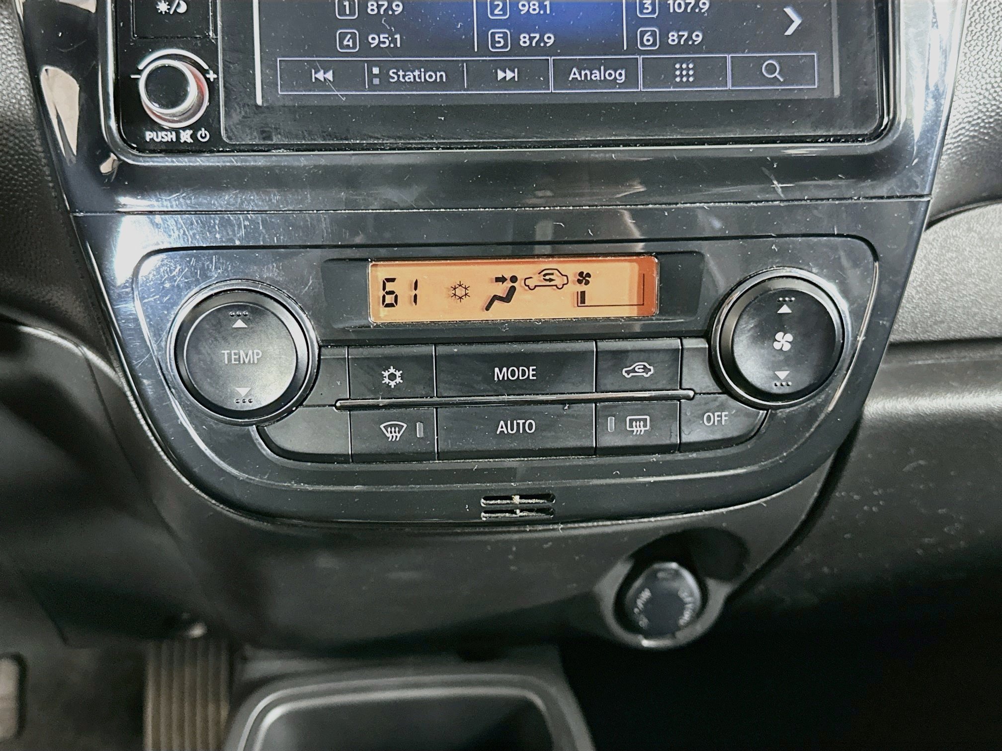 Used 2024 Mitsubishi Mirage ES FWD image 22