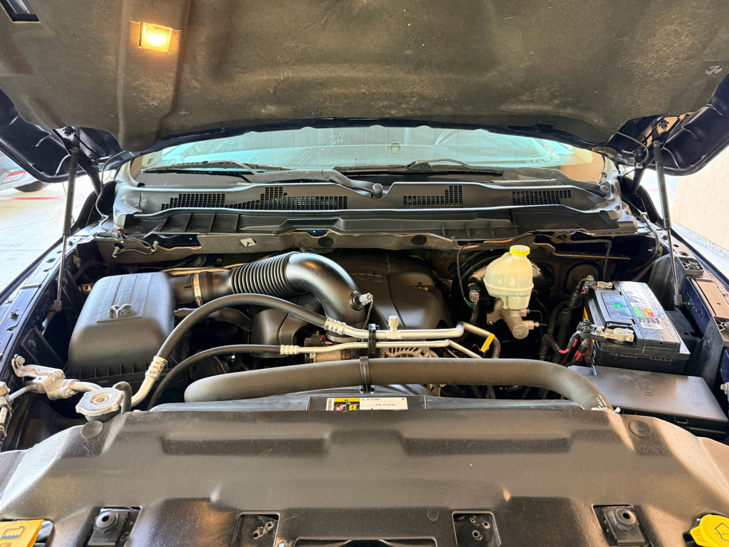 Used 2015 RAM 1500 Laramie w/ Convenience Group AWD/4WD image 30