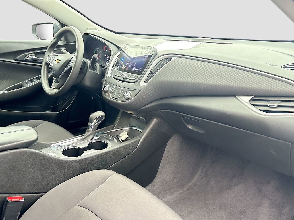 Used 2023 Chevrolet Malibu LT w/ Driver Confidence Package image 28
