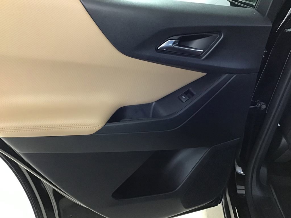 New 2026 Chevrolet Equinox ACTIV w/ Convenience Package III image 13