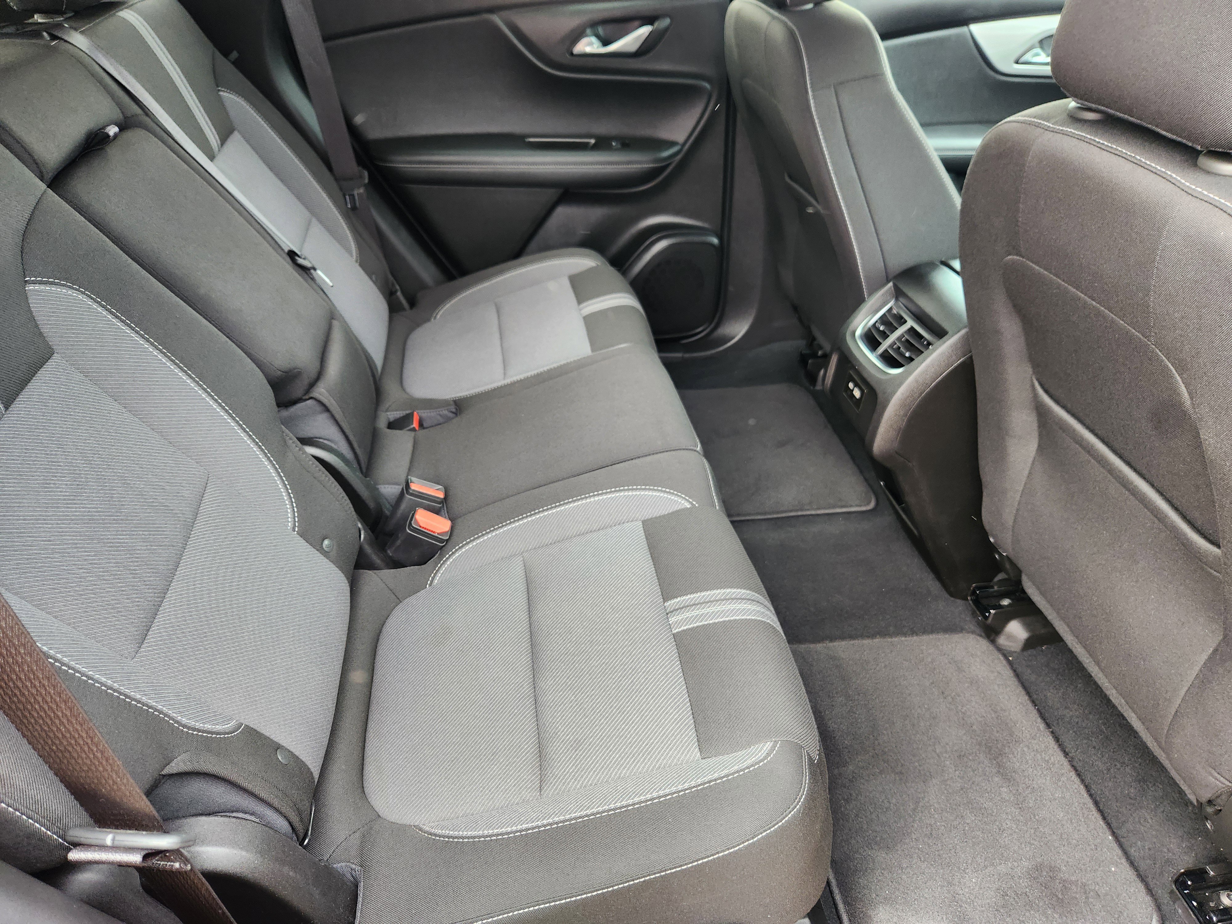 Certified 2025 Chevrolet Blazer LT image 33