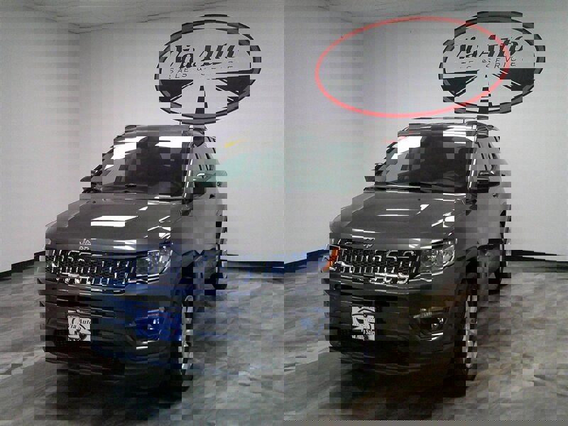 Used 2019 Jeep Compass Latitude image 7