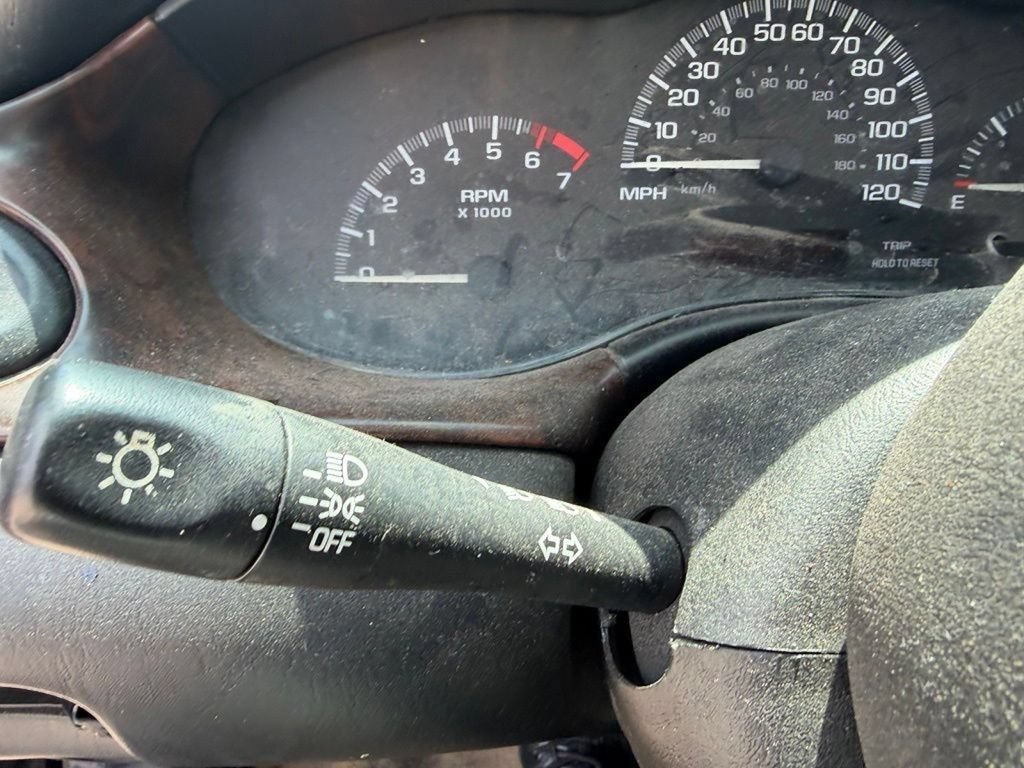 Used 1999 Chevrolet Malibu LS FWD image 25