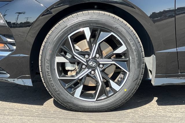 Used 2025 Hyundai Sonata SEL FWD image 34