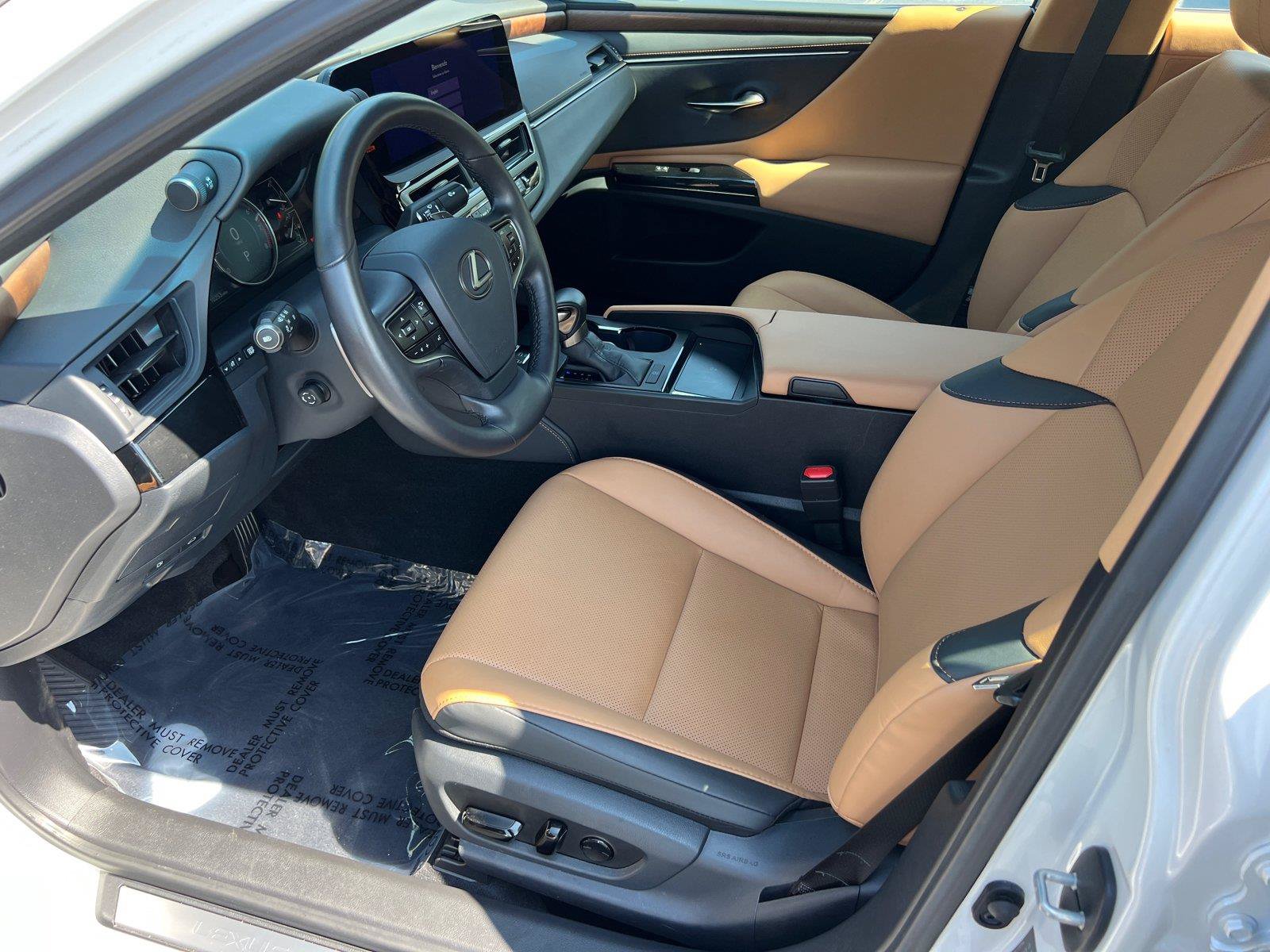Certified 2025 Lexus ES 350 w/ Premium Package FWD image 9