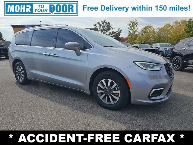 Used 2021 Chrysler Pacifica Touring-L image 4